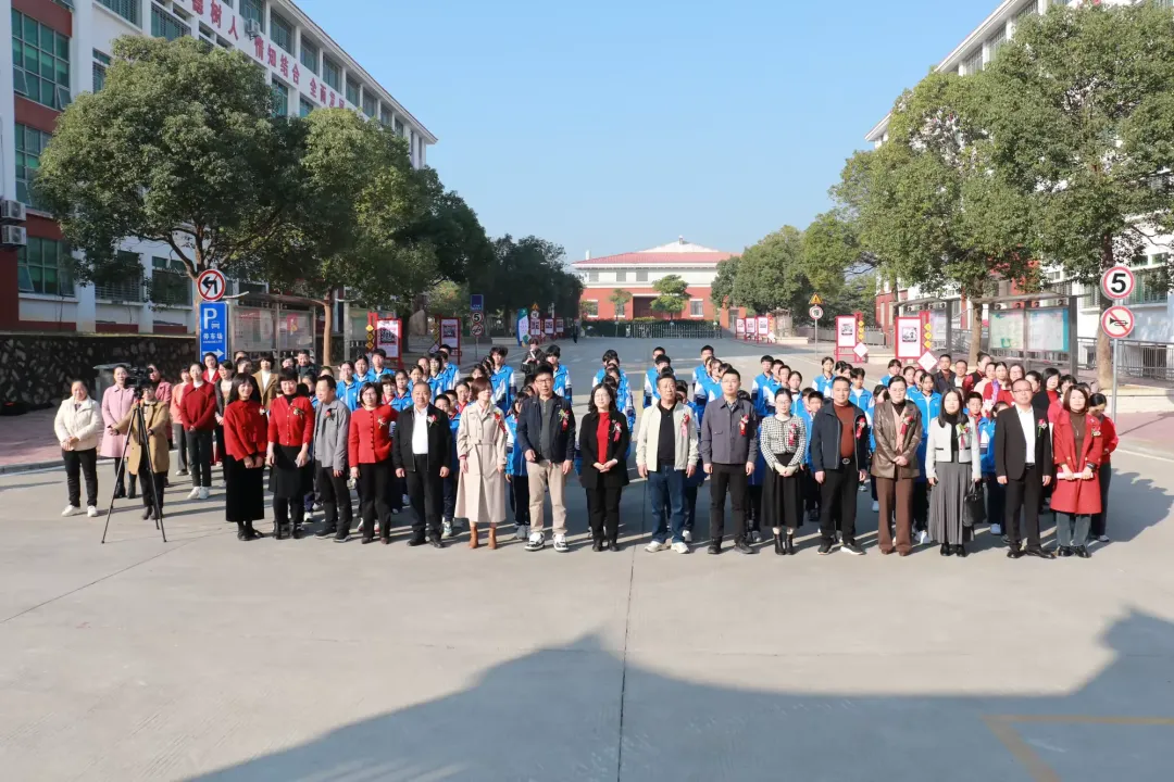 简篇-耕耘结硕果,奋进再扬帆
——大南坂学校年关喜报盘点 图片